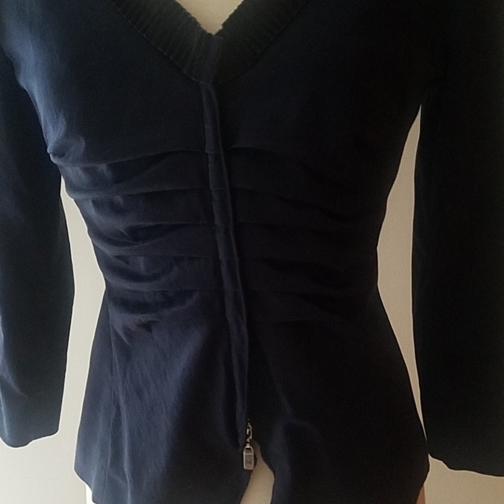 Jacket - Picture 2 of 6